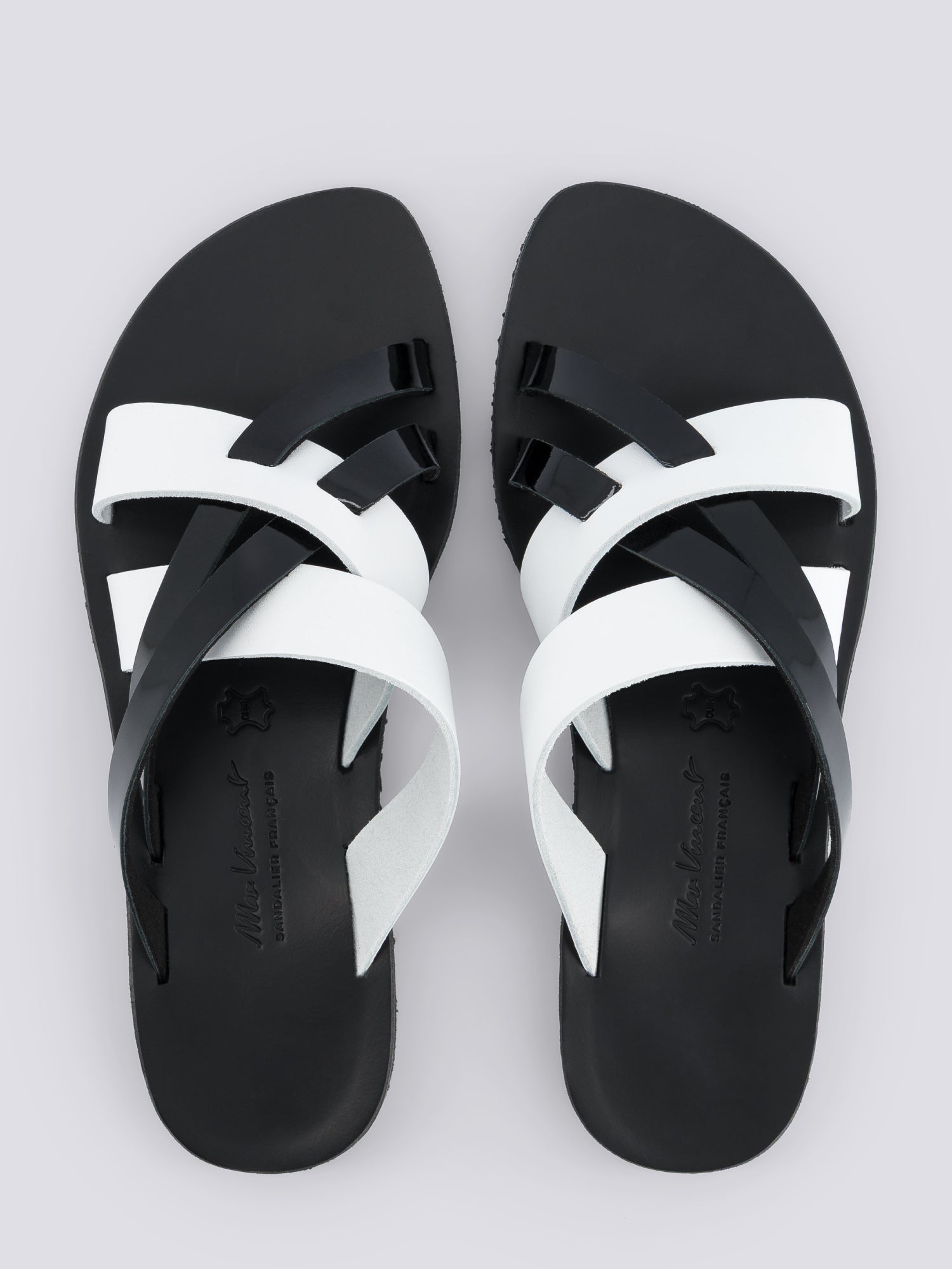 noir-vernis-et-blanc